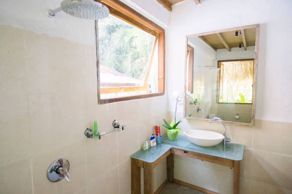 Photo of Bathroom in Pecatu