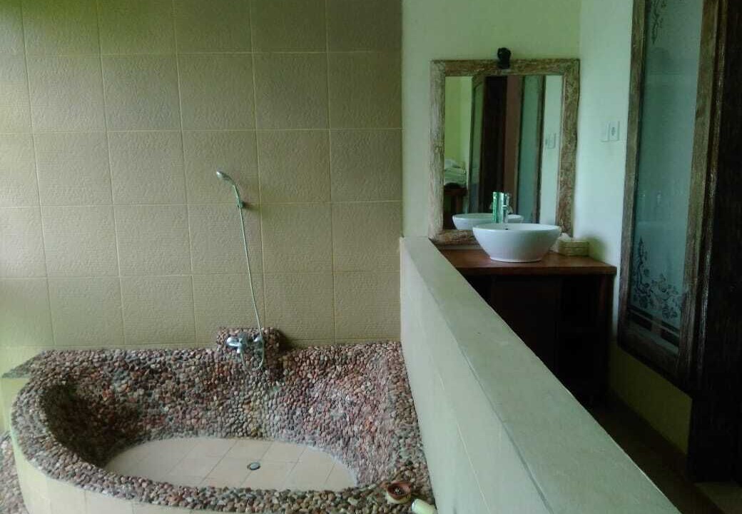 Photo of Bathroom in Kalibukbuk