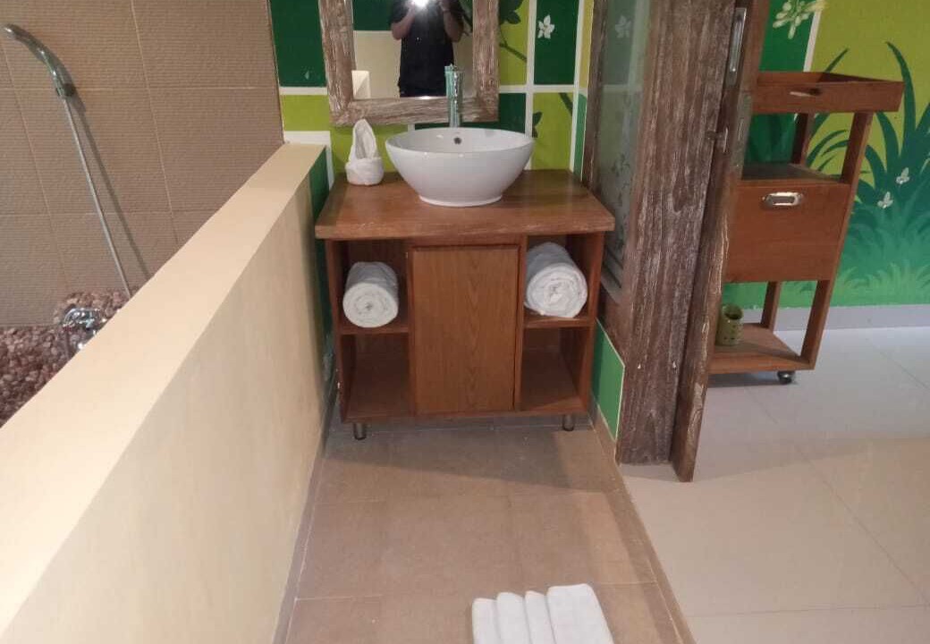Photo of Bathroom in Kalibukbuk