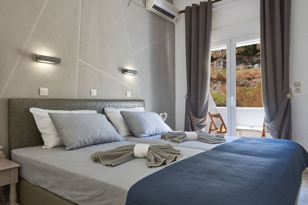 Photo of Bedroom in Grikos