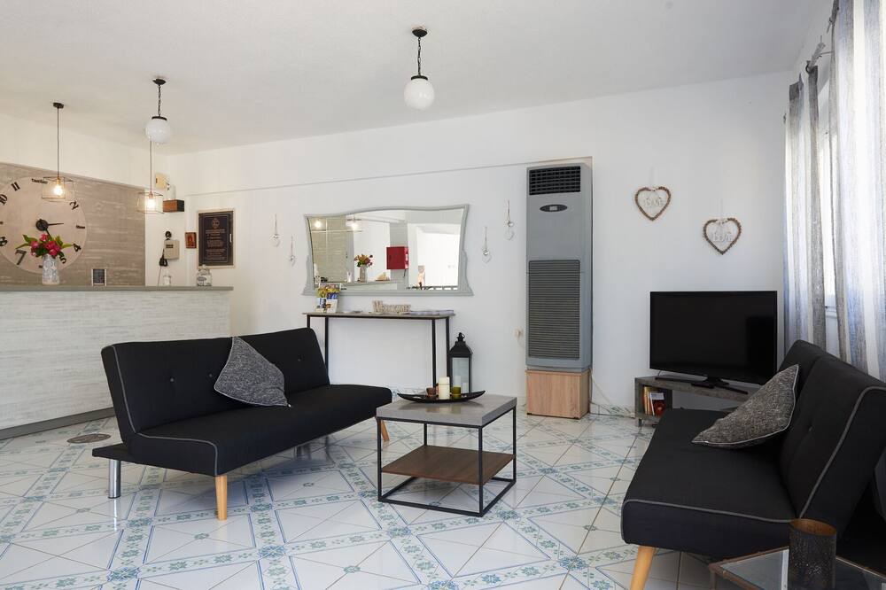 Photo of Livingroom in Grikos
