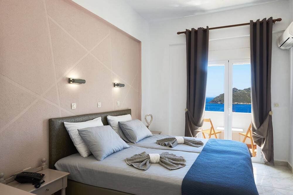 Photo of Bedroom in Grikos
