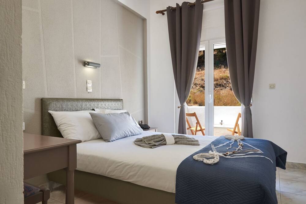 Photo of Bedroom in Grikos