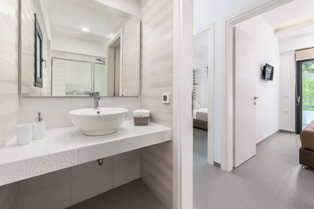 Photo of Bathroom in Lardos