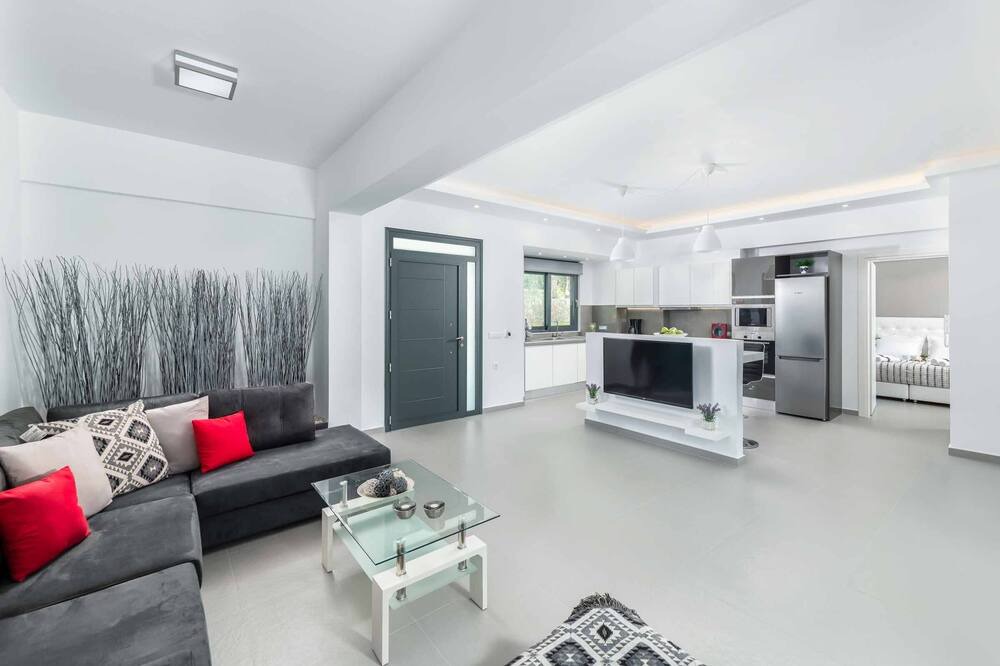 Photo of Livingroom in Lardos