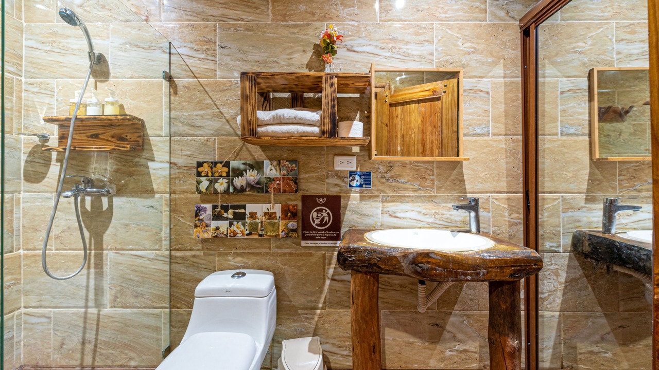 Photo of Bathroom in Pedernales