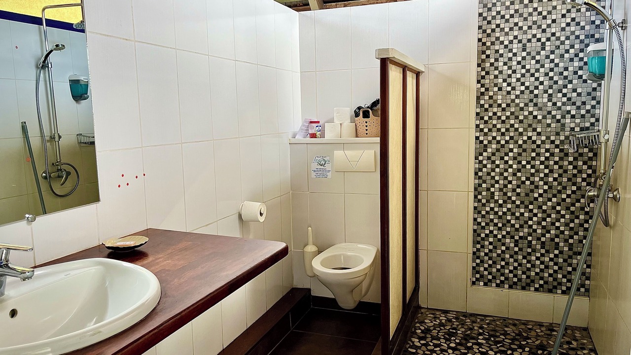 Photo of Bathroom in Moorea-Maiao