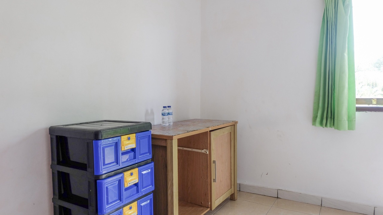 Photo of Bedroom in Delod Peken