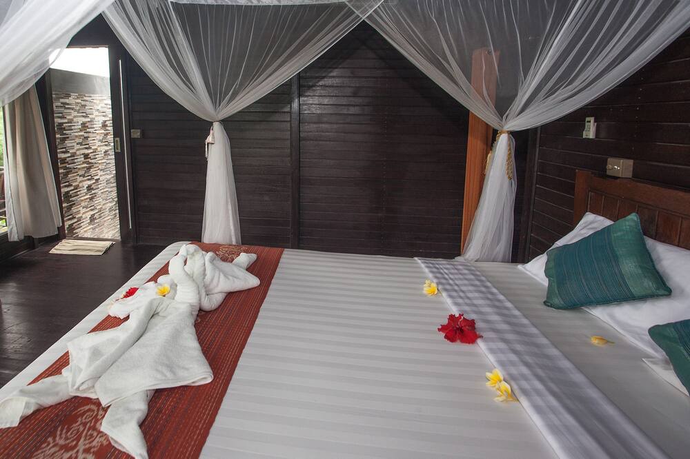 Photo of Bedroom in Mushroom Bay