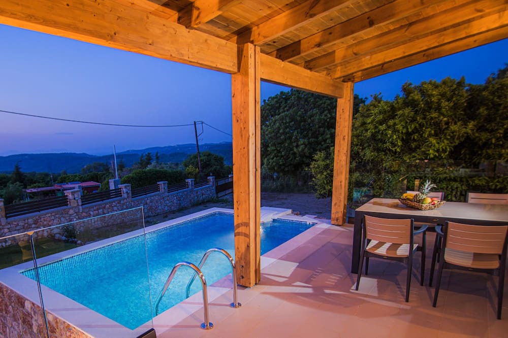 Photo of Outdoor in Salakos