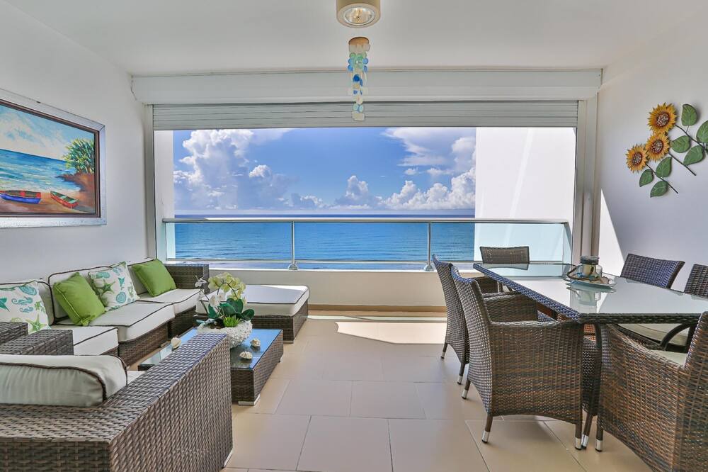 Photo of Patio Balcony in Villas Del Mar