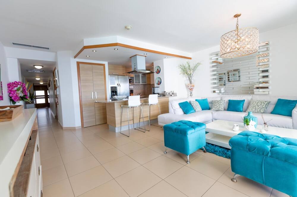 Photo of Livingroom in Villas Del Mar