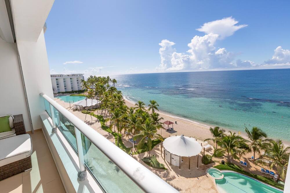 Photo of Patio Balcony in Villas Del Mar