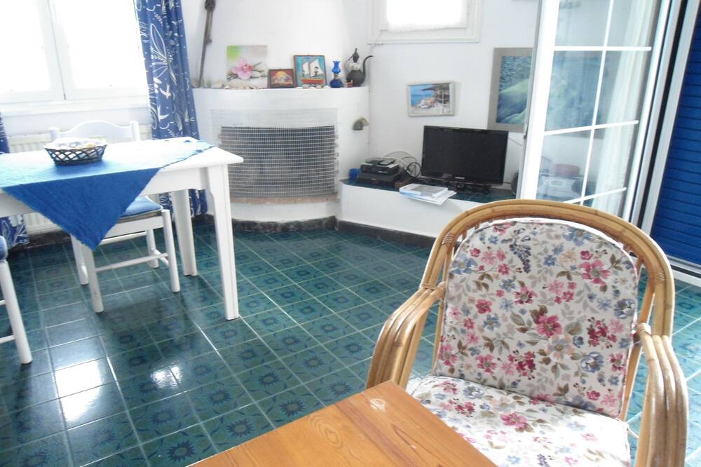 Photo of Livingroom in Kanapitsa