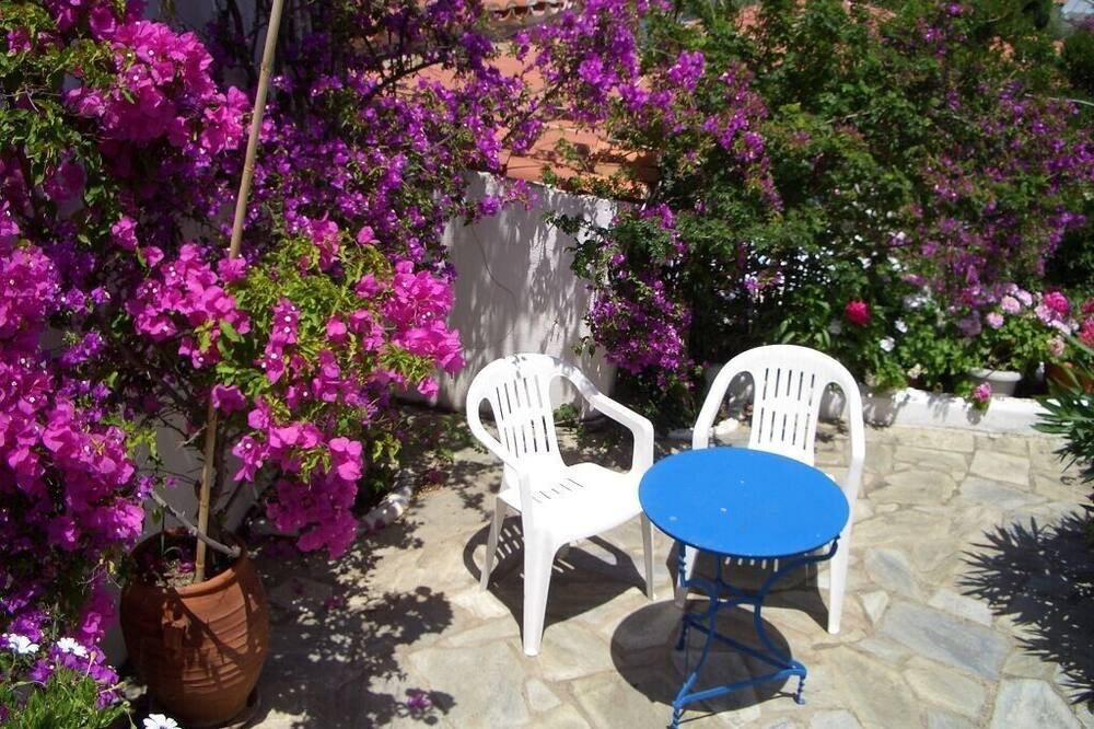 Photo of Patio Balcony in Kanapitsa
