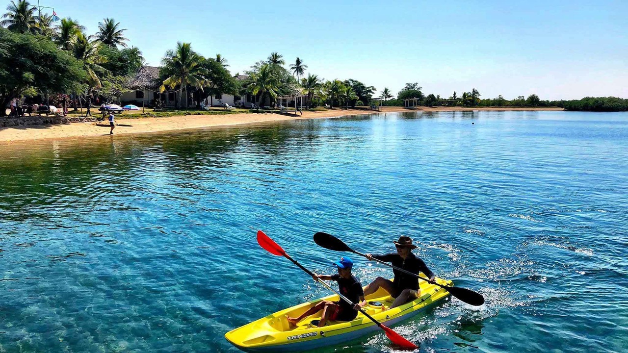 Photo of Others in Bekana Island
