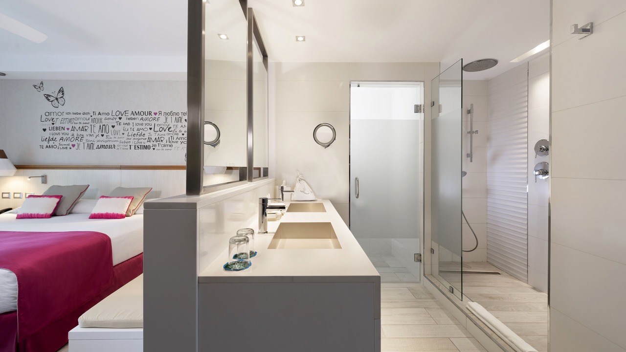 Photo of Bathroom in Dominicus