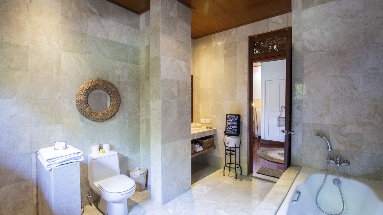 Photo of Bathroom in Medahan