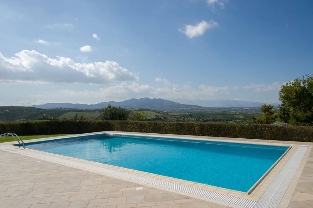 Photo of Outdoor in Episkopi