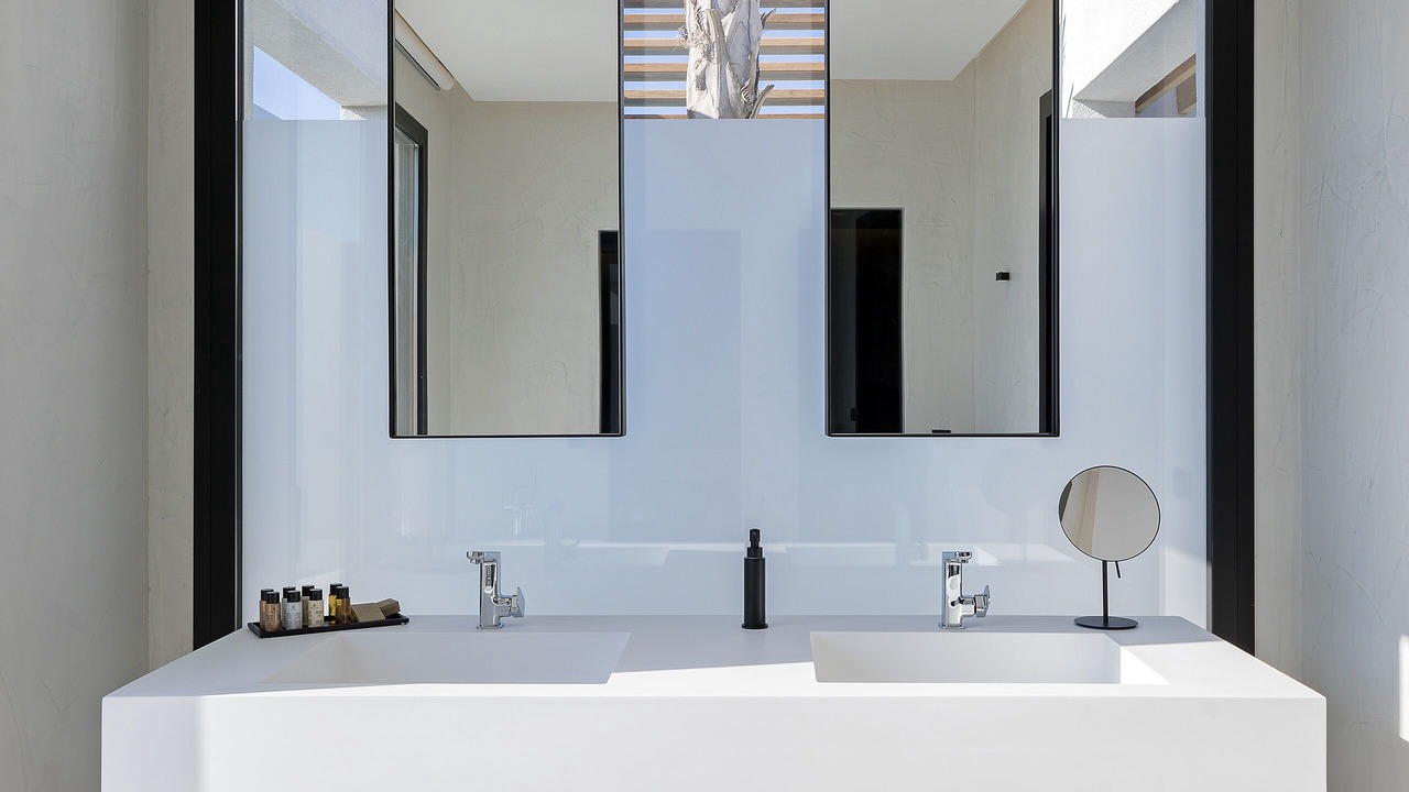 Photo of Bathroom in Marmari