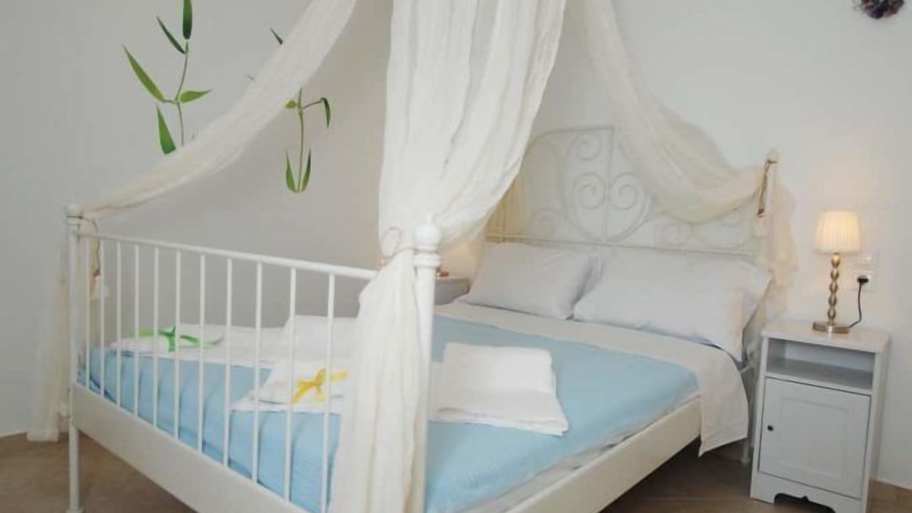 Photo of Bedroom in Platis Gialos