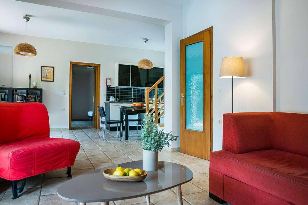 Photo of Livingroom in Mikros Gialos