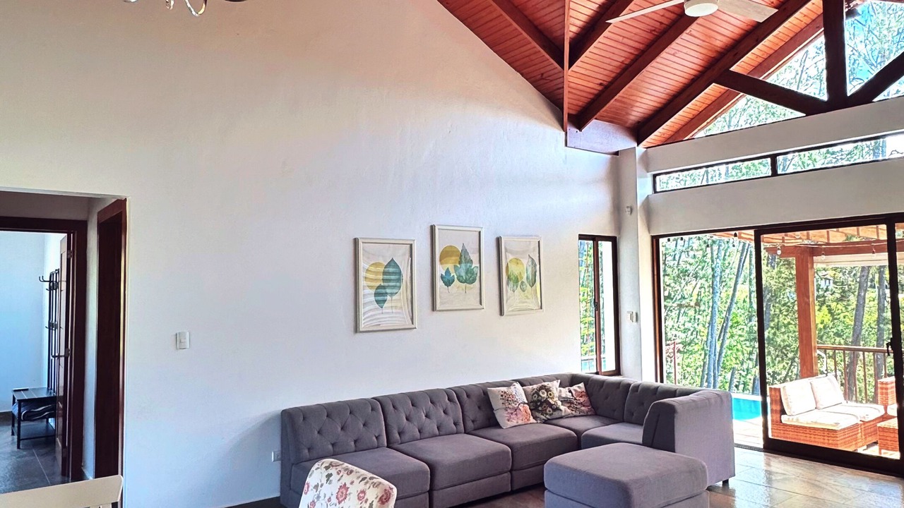 Photo of Livingroom in Urbanizacion Raul Ruiz