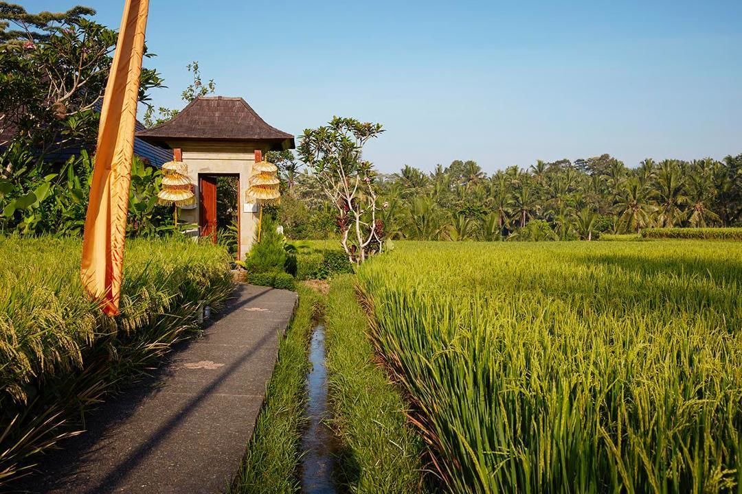 Photo of Outdoor in Sambahan
