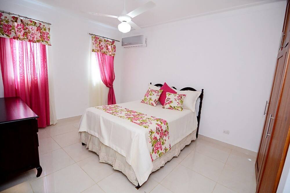 Photo of Bedroom in Santiago de los Caballeros
