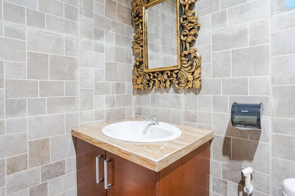 Photo of Bathroom in Medahan