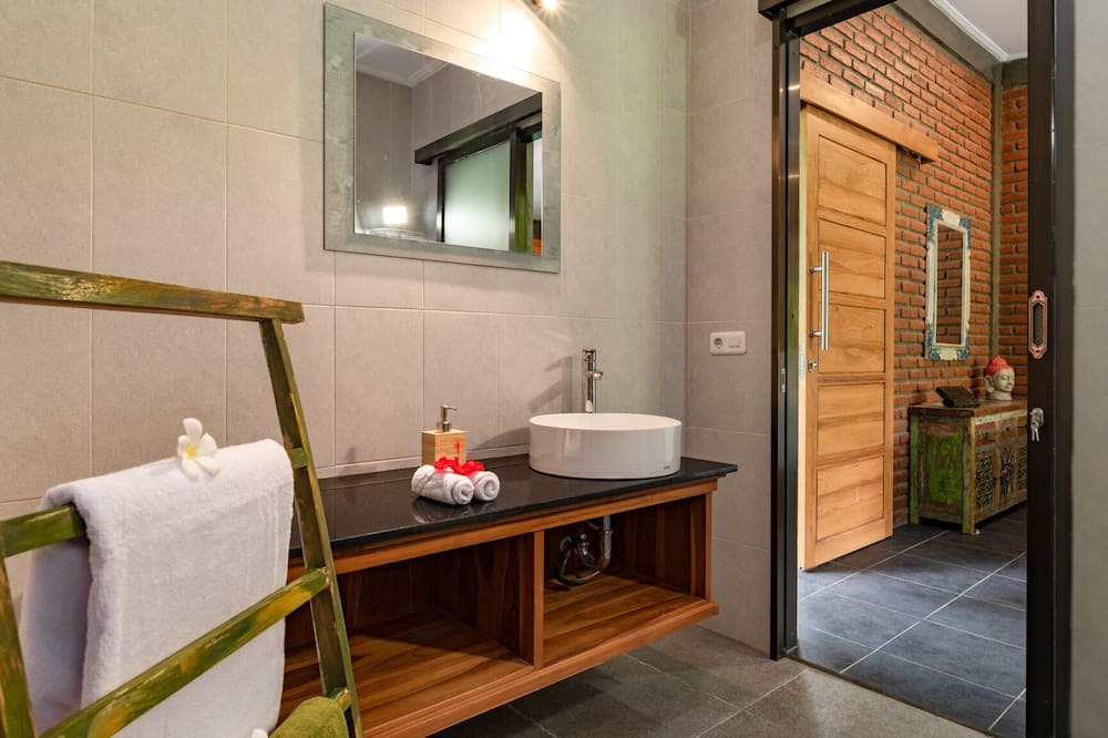 Photo of Bathroom in Kayu Putih