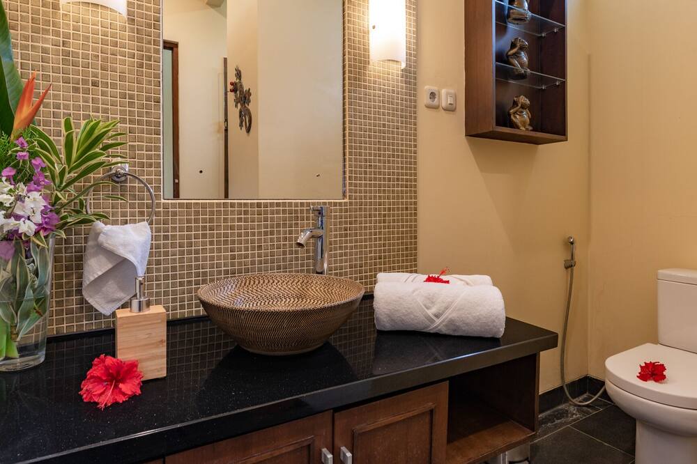 Photo of Bathroom in Kayu Putih