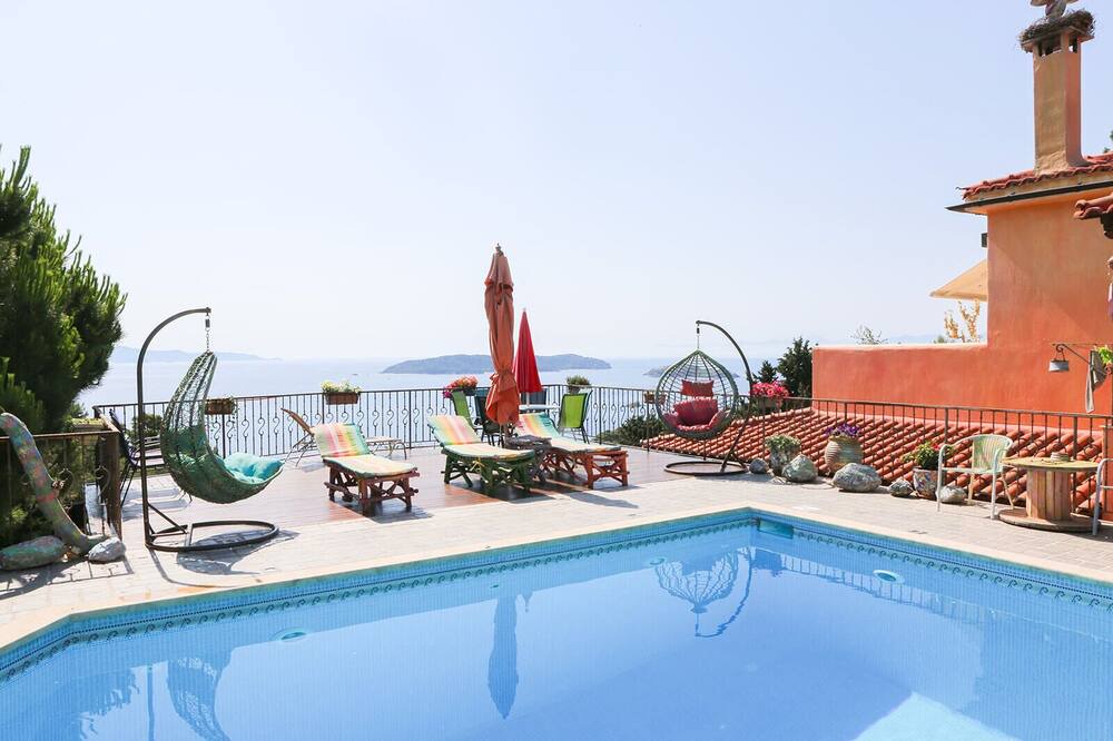 Photo of Outdoor in Achladies