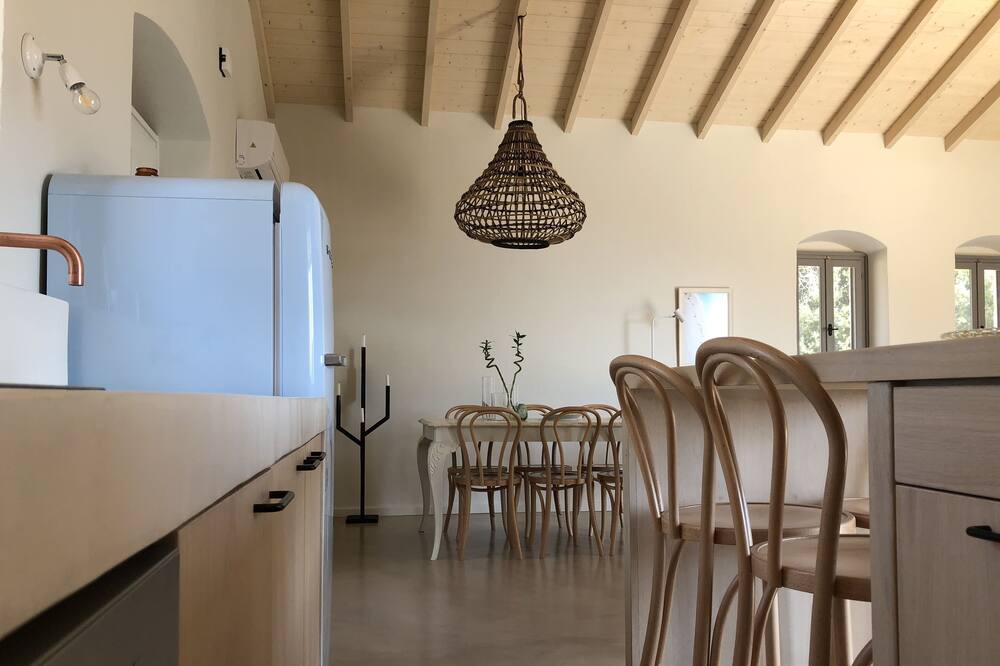 Photo of Kitchen in Evreti