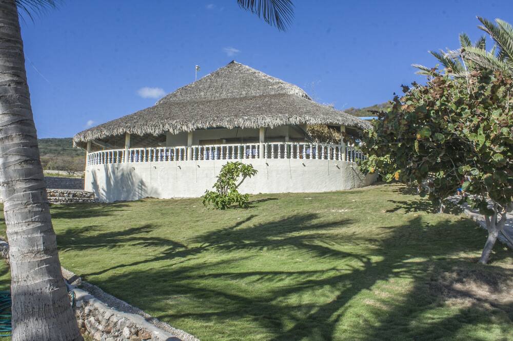 Photo of Others in Juan Esteban