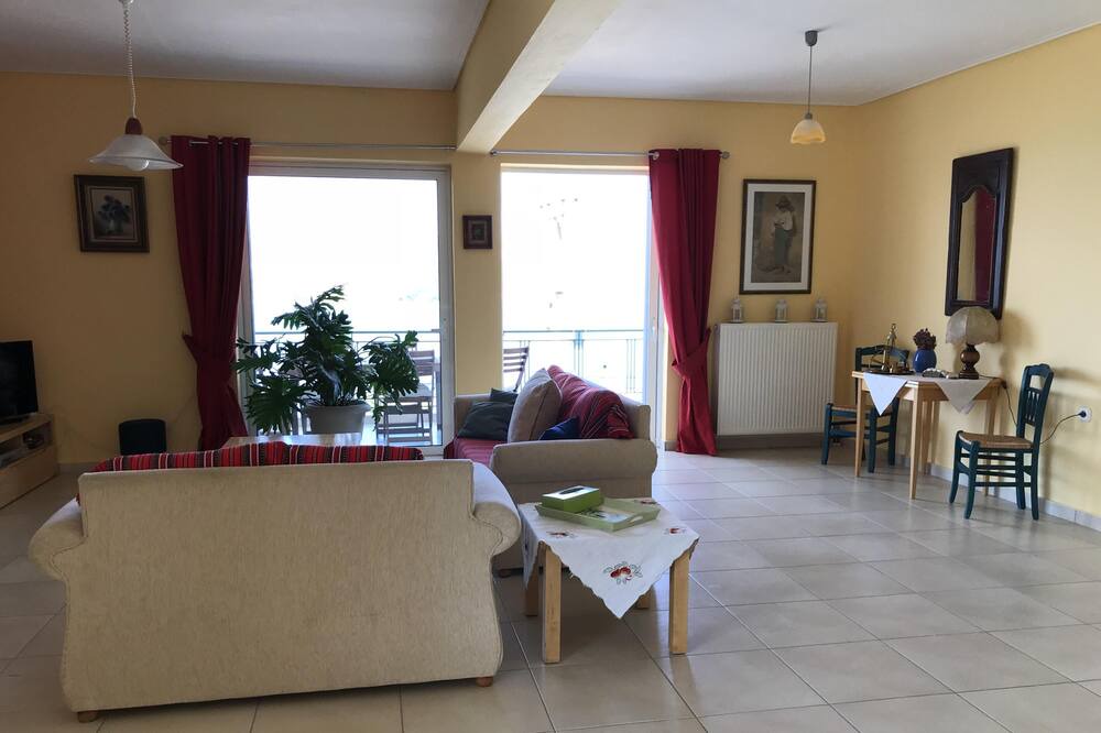 Photo of Livingroom in Theologos