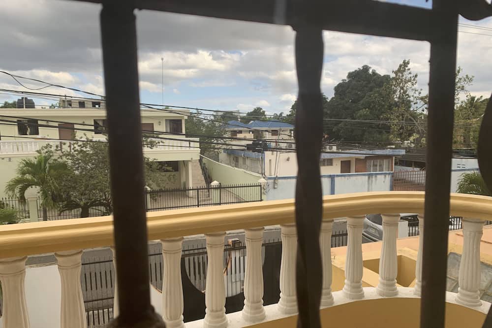 Photo of Patio Balcony in Llanos de Gurabo I
