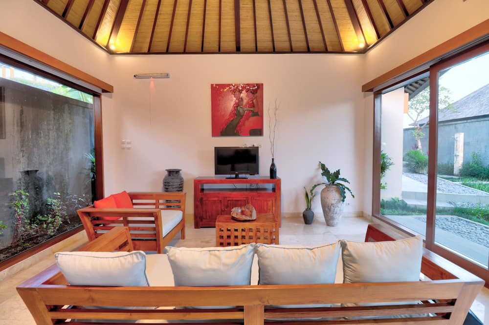 Photo of Livingroom in Kedewatan
