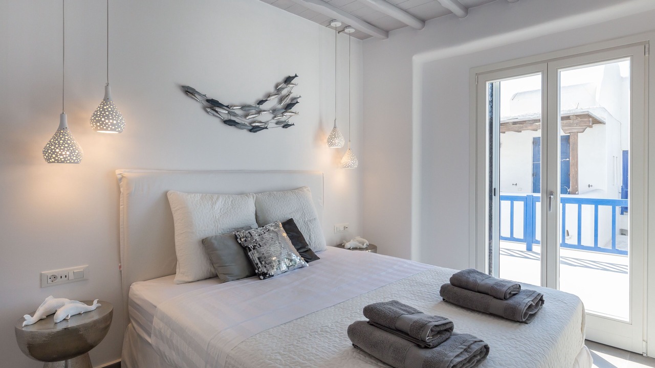 Photo of Bedroom in Ornos