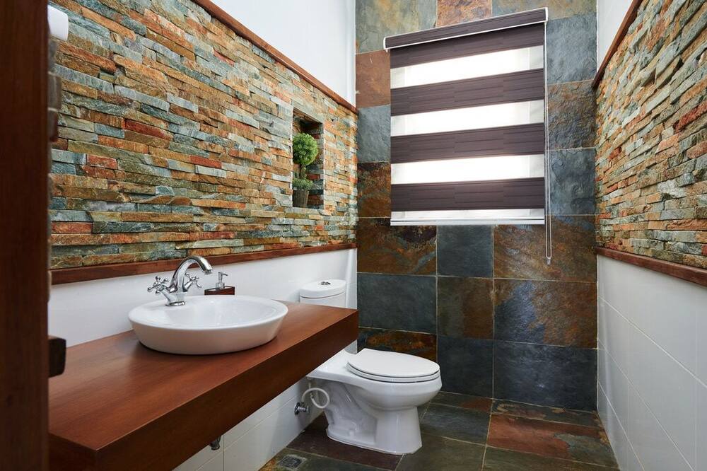 Photo of Bathroom in Licey al Medio