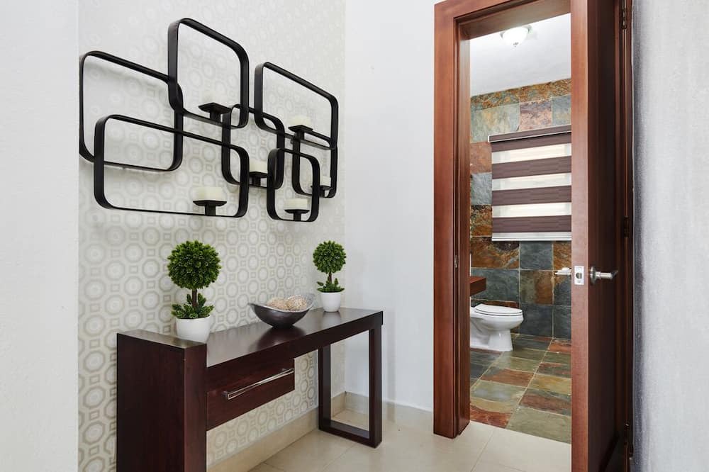 Photo of Bathroom in Licey al Medio
