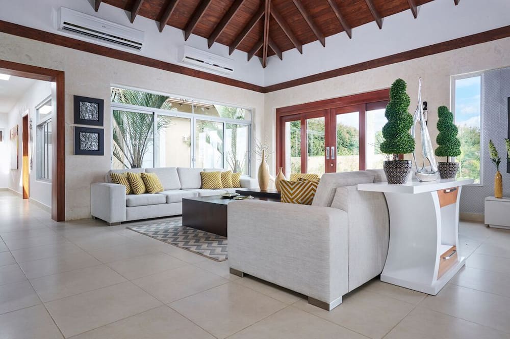 Photo of Livingroom in Licey al Medio