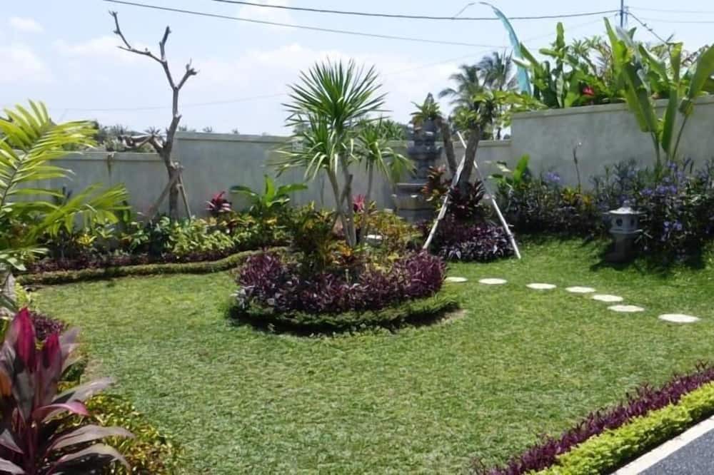 Photo of Others in Penestanan