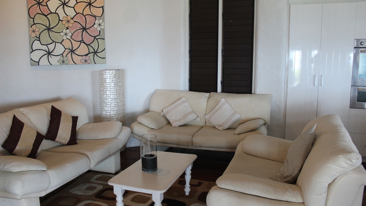 Photo of Livingroom in Western Division