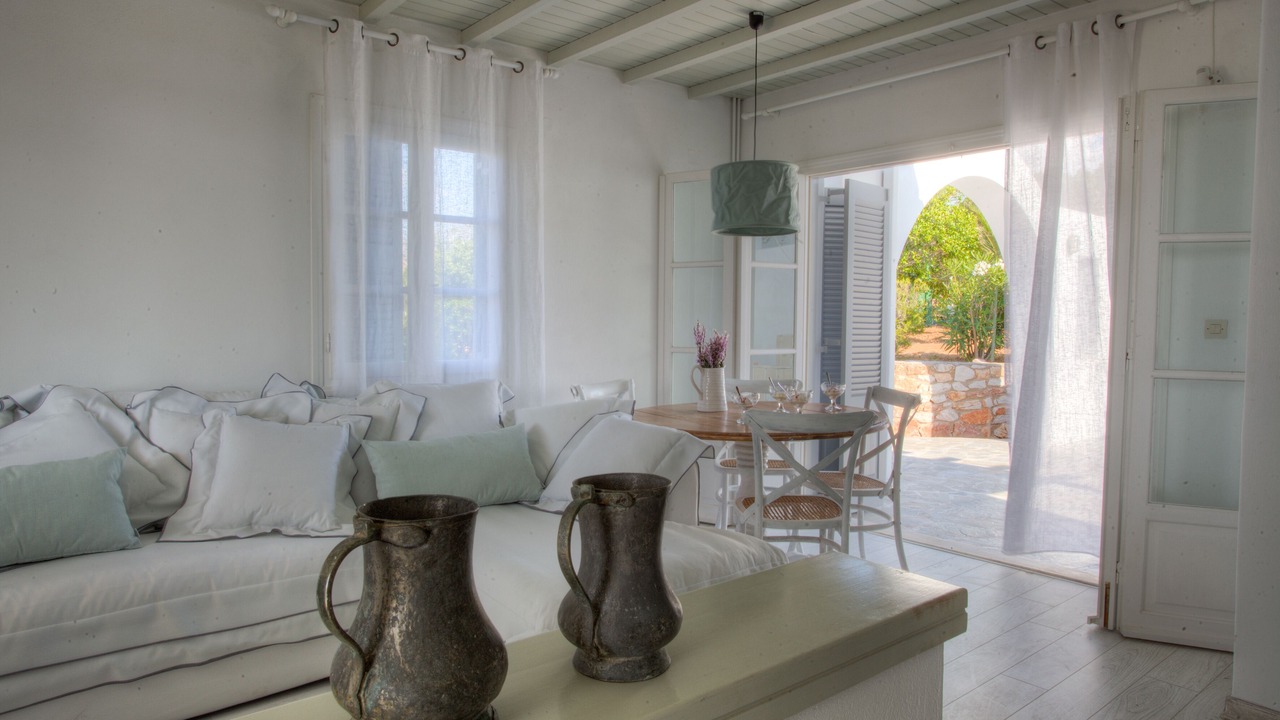 Photo of Livingroom in Parasporos