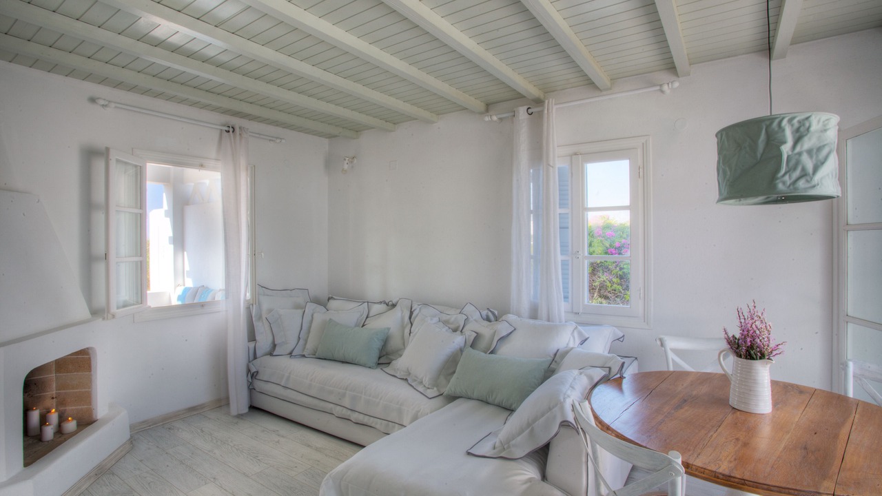 Photo of Livingroom in Parasporos