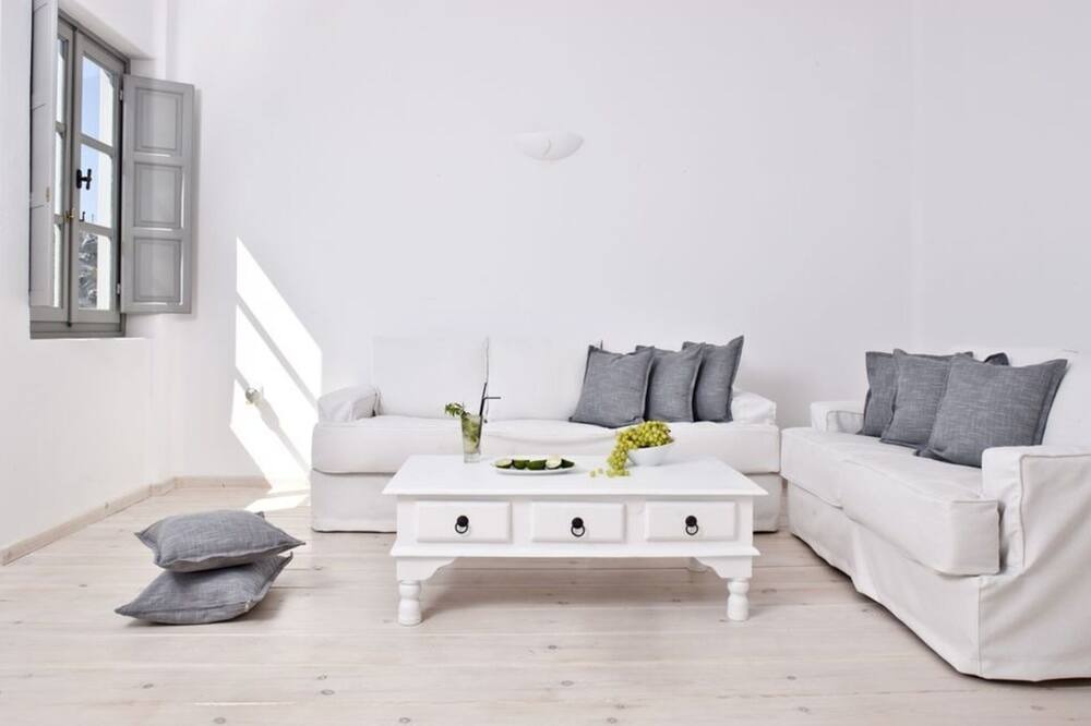 Photo of Livingroom in Megalochori