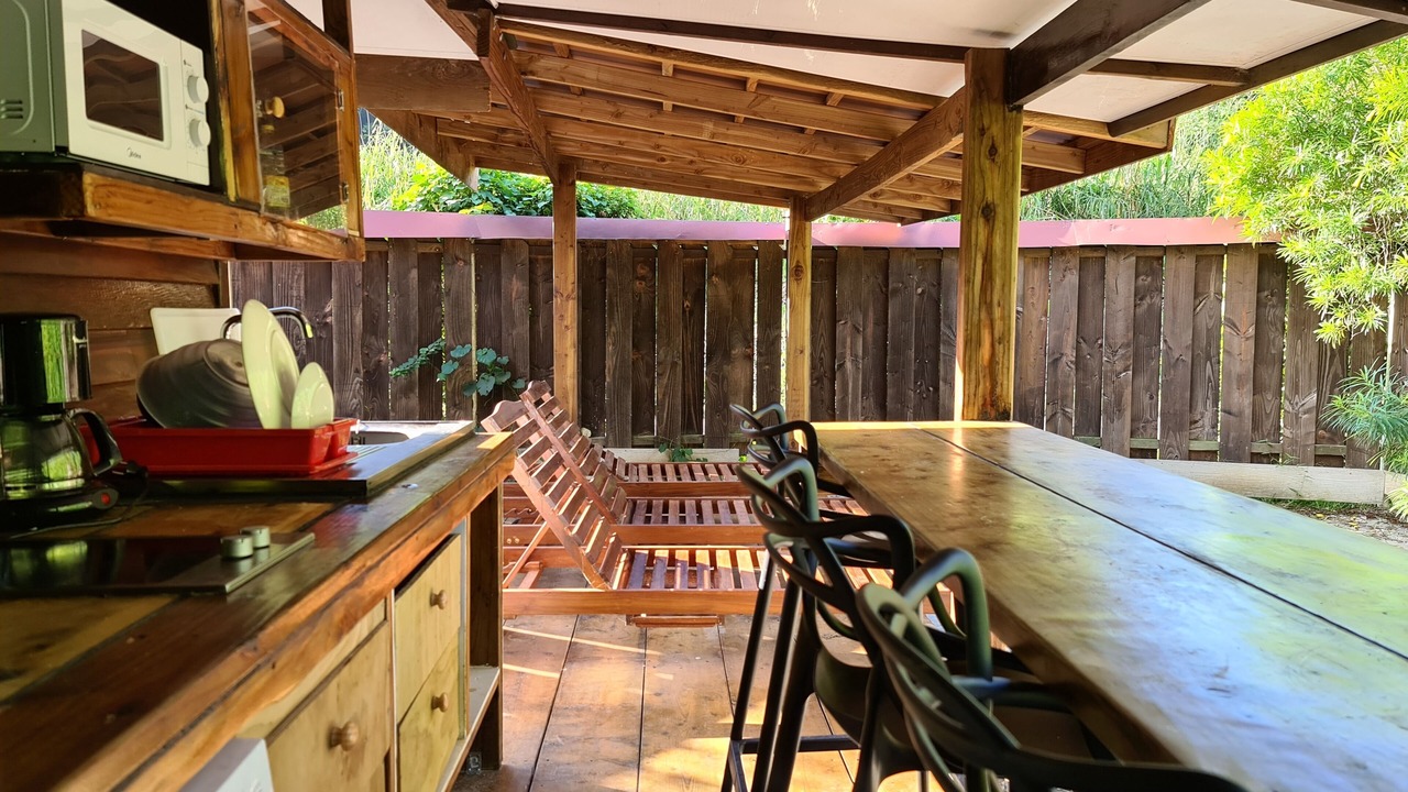 Photo of Kitchen in Teahupoo
