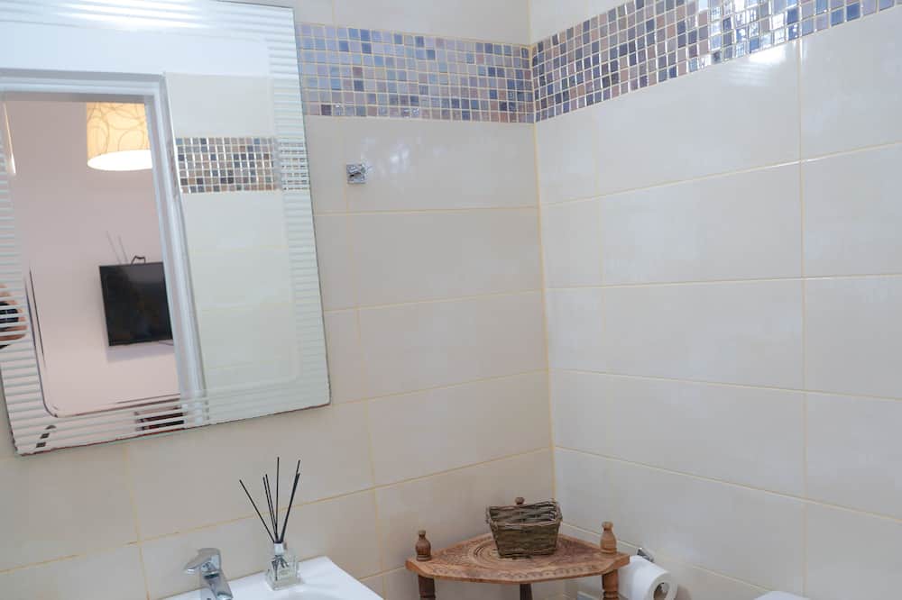 Photo of Bathroom in Fira