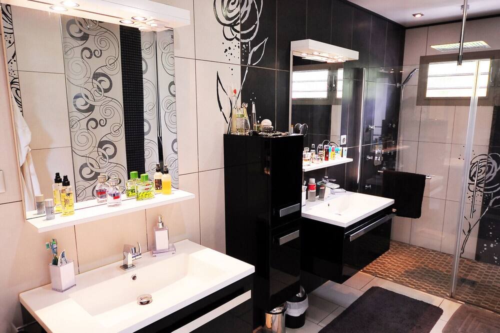 Photo of Bathroom in Otumai